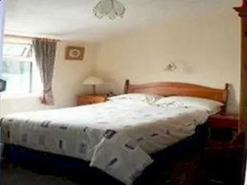 Maison Claire Chester United Kingdom